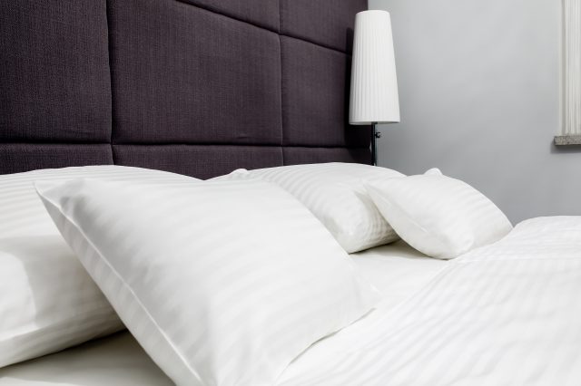 Room 202 (1-2 persons)